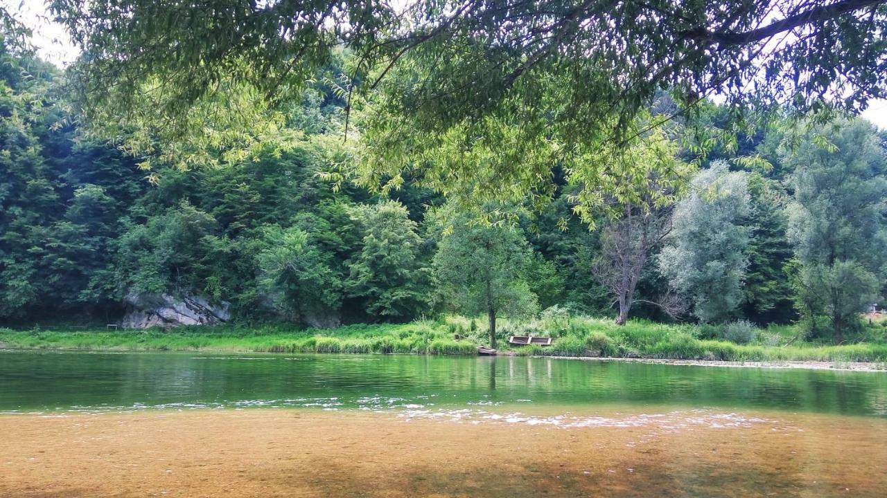 Smaragd River Near Rastoke & Plitvice Lakes Slunj Exterior foto