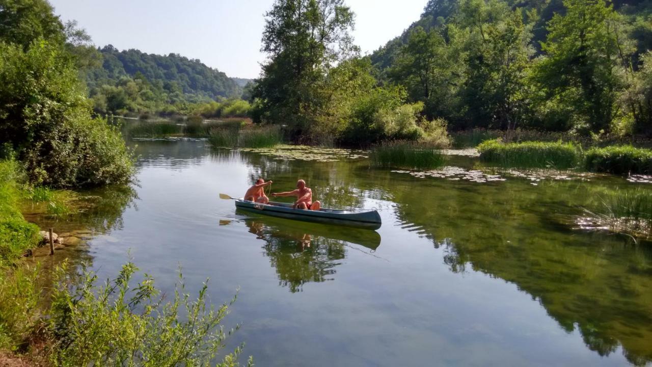 Smaragd River Near Rastoke & Plitvice Lakes Slunj Exterior foto