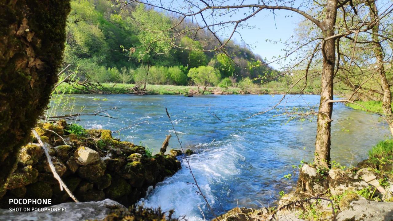 Smaragd River Near Rastoke & Plitvice Lakes Slunj Exterior foto